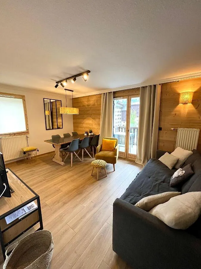 Mont Blanc 25, Vue Mont Blanc, Balcon, Parking Apartment Chamonix
